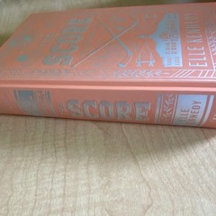 The Score (Off-Campus) by Elle Kennedy, Bloom Books, YA Romance Novel, HC